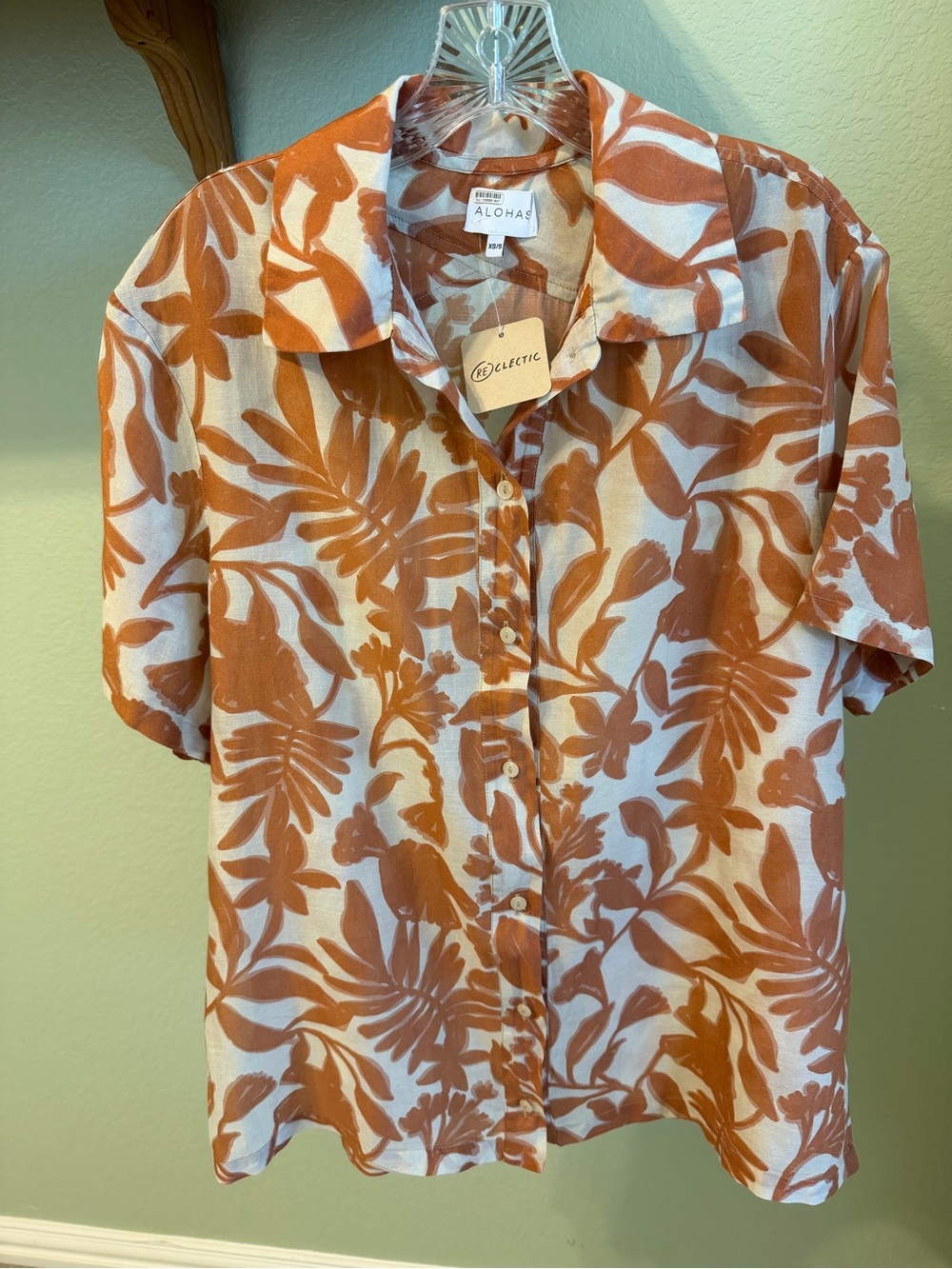 Aloha New With Tags Floral Button-Up Blouse XS/XS – Rust & Cream Oversized